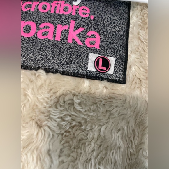 Superdry Olive Green Wind Parka with Faux Fur Hood - Picture 9 of 12